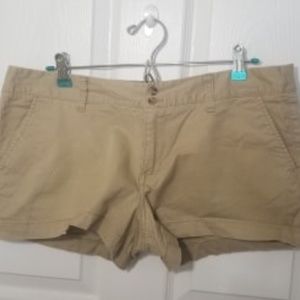 khaki shorts